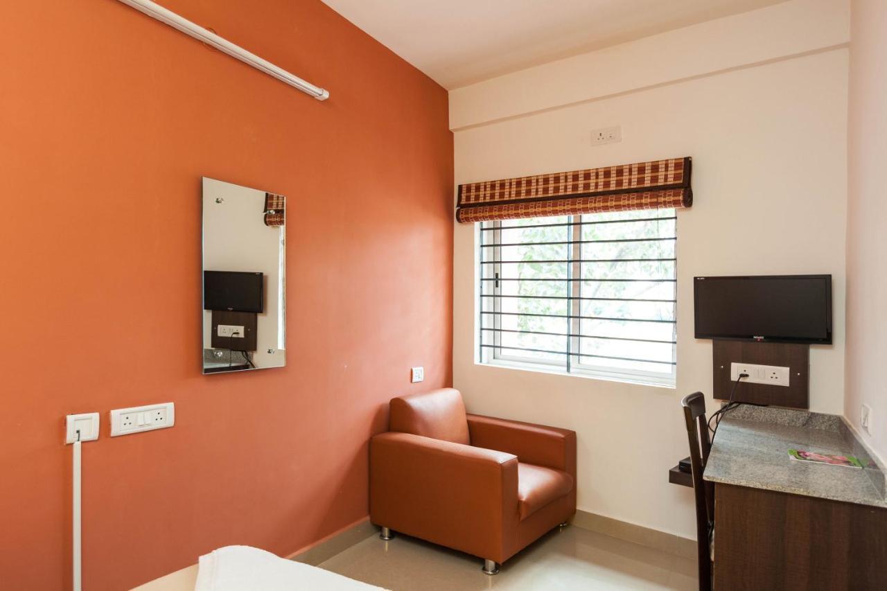 Ebenezer Suites Bangalore Buitenkant foto